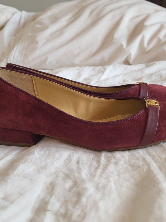 Michael Kors Mindy Flex Plum Burgundy Suede Ballet Flats Gold MK Logo Size 8 - Picture 3 of 14